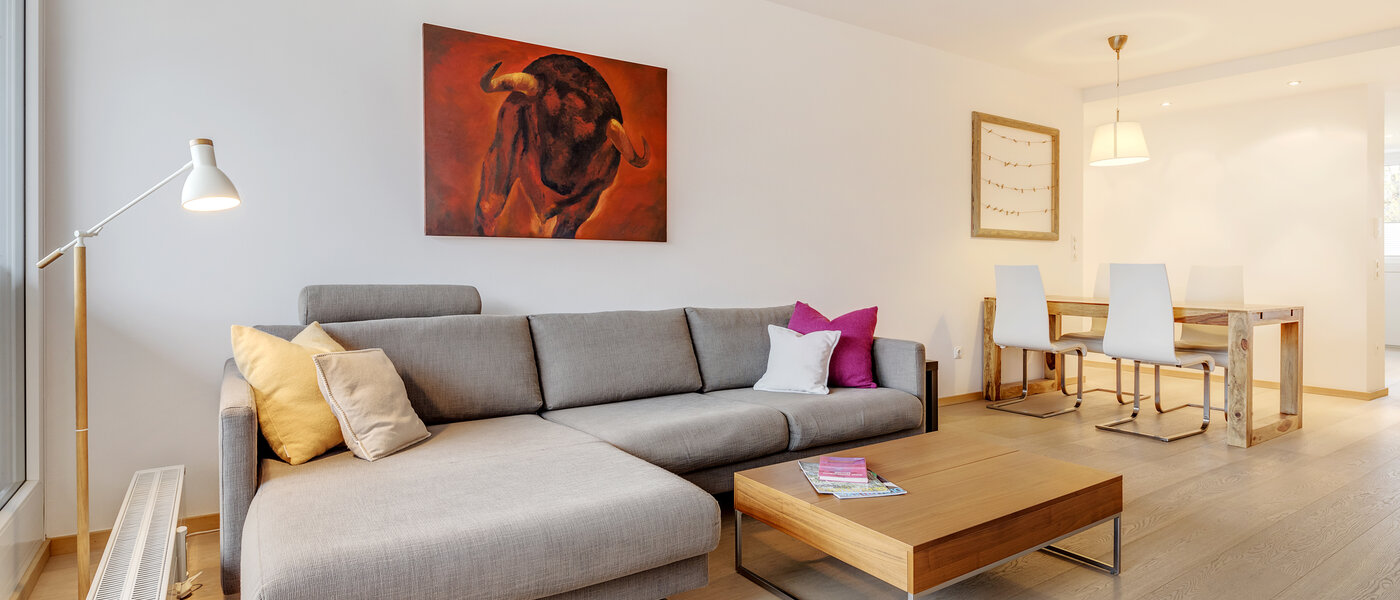 apartment München Olympiadorf 03 living room 10807