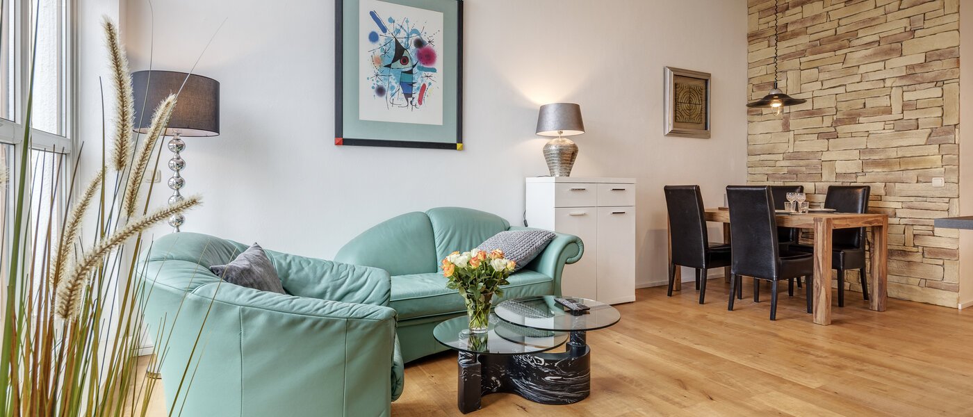 attic apartment München Denning 05 living room 10809