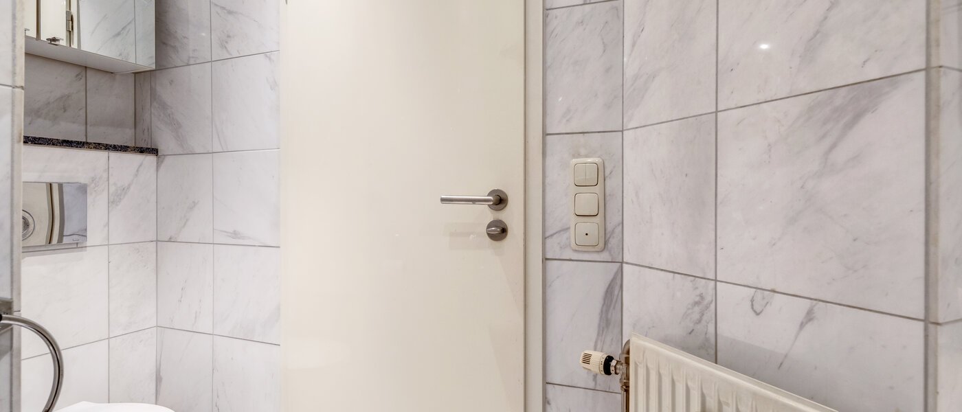 attic apartment München Denning 04 bathroom 10809