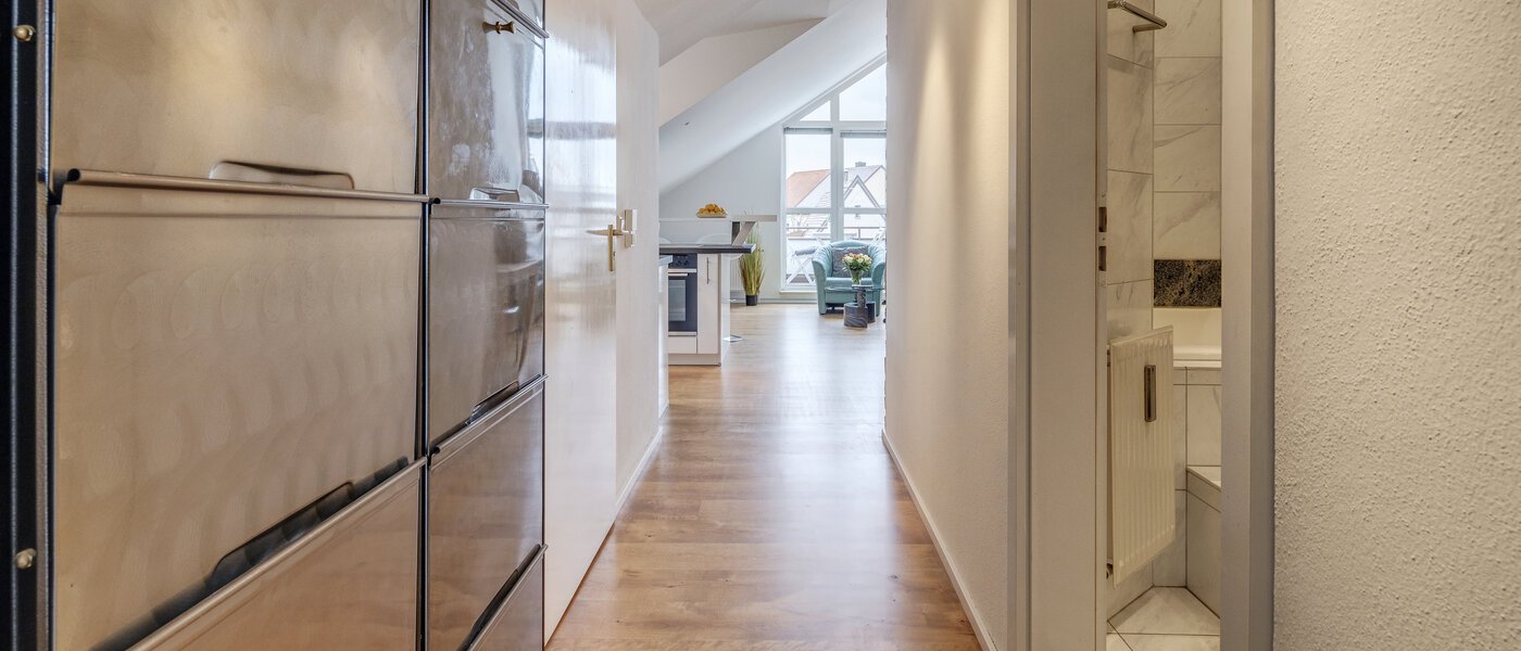 attic apartment München Denning 01 hall 10809