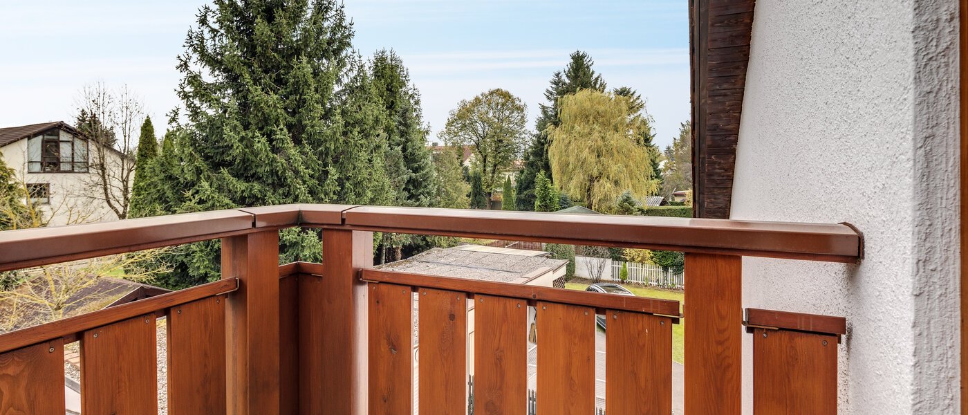 attic apartment München Denning 03 balcony 10809
