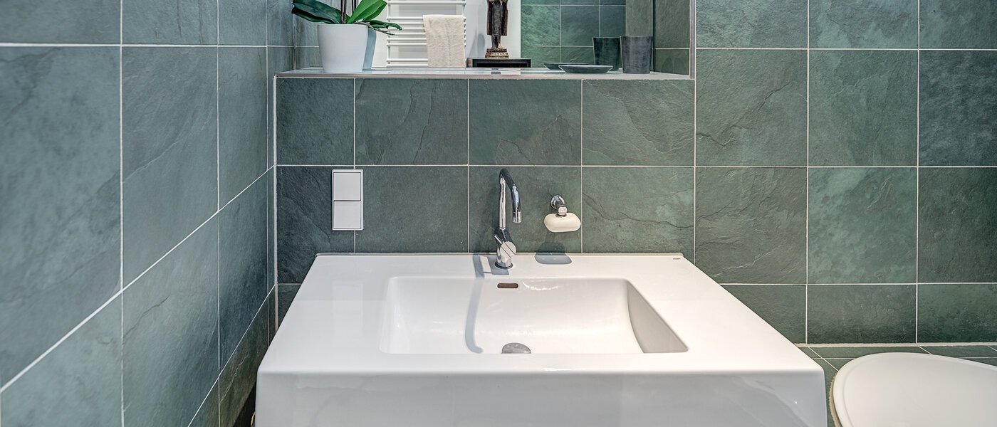 apartment München Bogenhausen 02 bathroom 10830