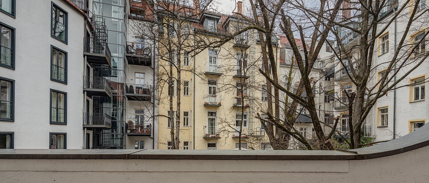 apartment München Bogenhausen 02 balcony 10830