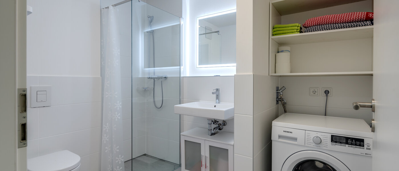 apartment München Parkstadt Bogenhausen 01 bathroom 10839