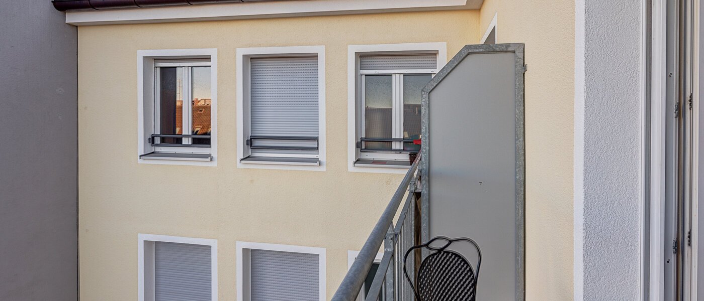 apartment München Schwabing (links der Leopoldstraße) 02 balcony 10852