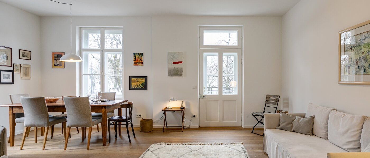 apartment München Nymphenburg-Gern 02 living room 10861