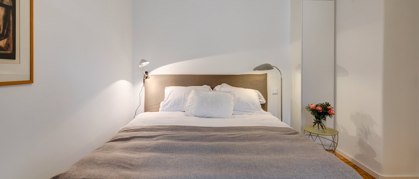 apartment München Nymphenburg-Gern 01 sleeping area 10861