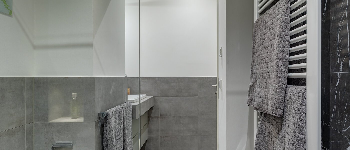 apartment München Maxvorstadt - Rund um den Josephplatz 03 bathroom 10863