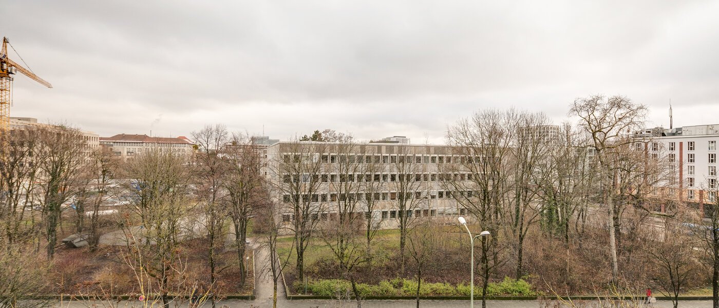 apartment München Neuhausen 02 view 10865