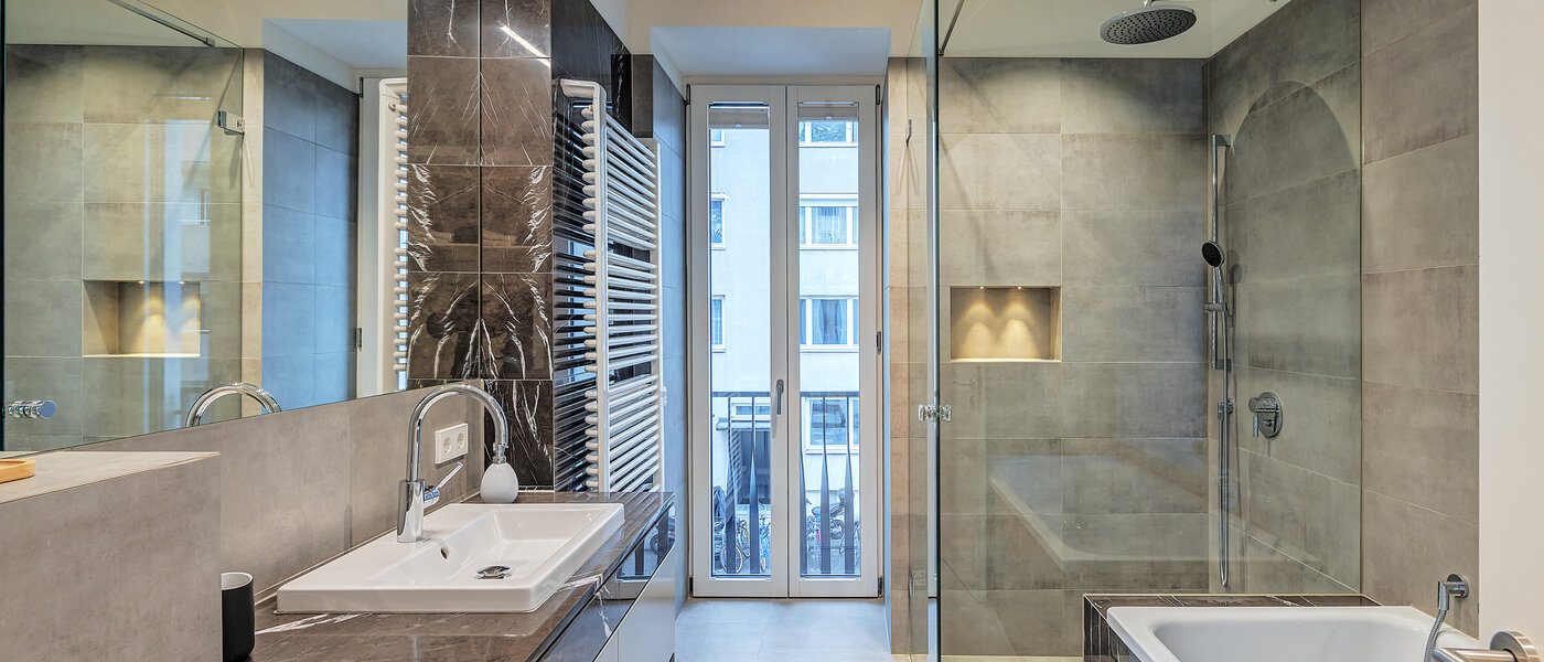 apartment München Maxvorstadt - Rund um den Josephplatz 01 bathroom 10866