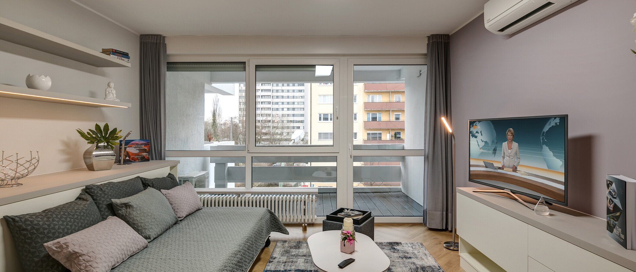 apartment München Schwabing-West 02 living room 10867