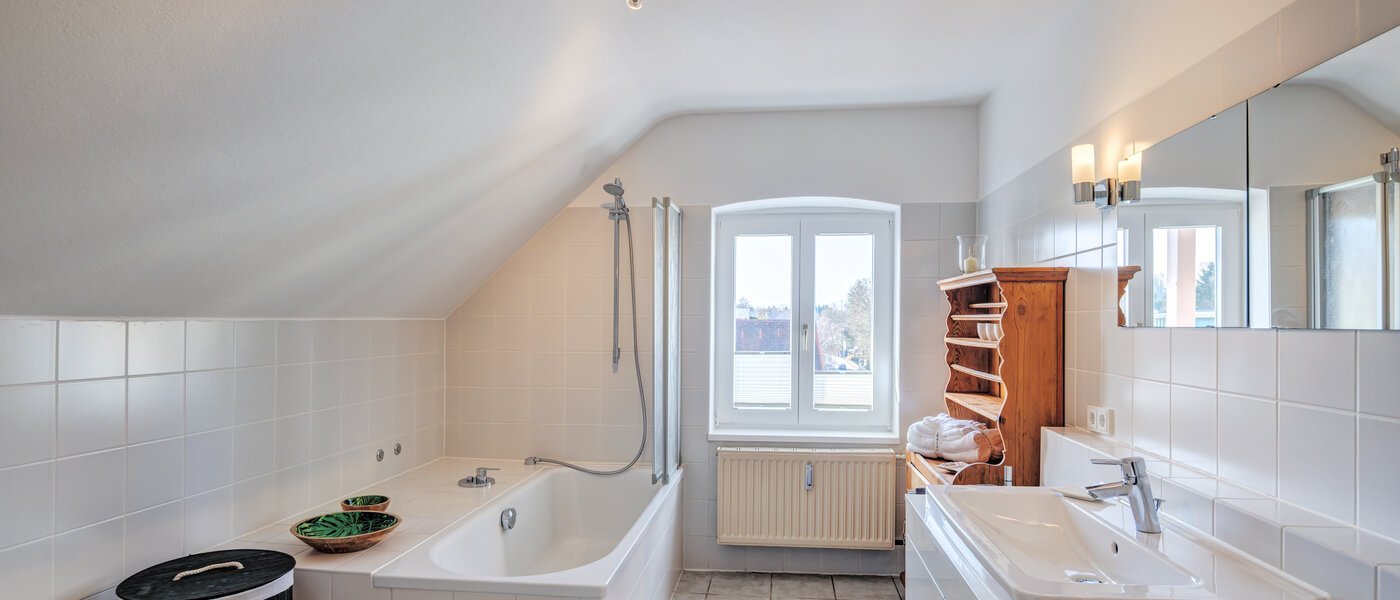 apartment Starnberg 01 bathroom 10874