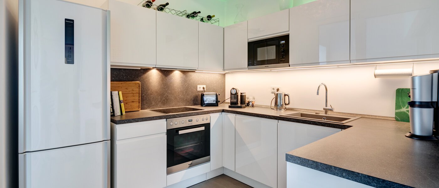 gallery apartment  München Maxvorstadt 01 kitchen 10881