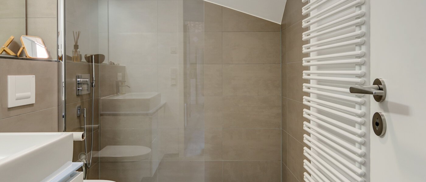 gallery apartment  München Maxvorstadt 02 bathroom 10881