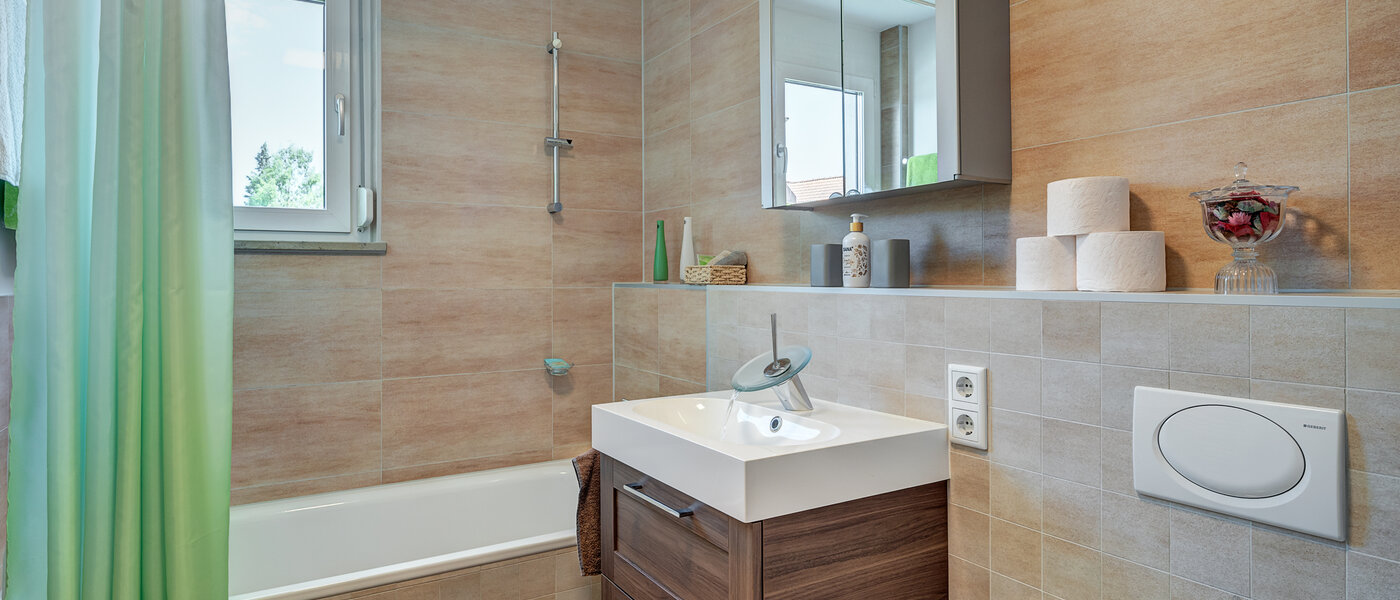 apartment München Trudering 01 bathroom 10883