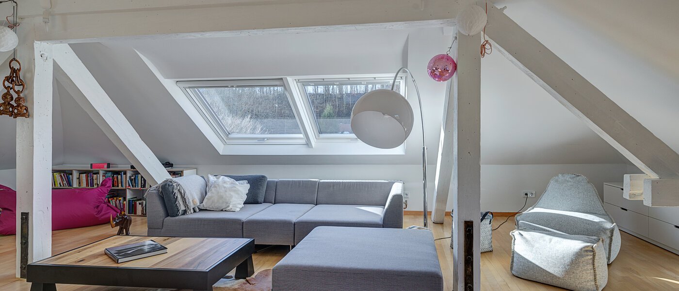 attic apartment München Pullach im Isartal 01 living room 10907