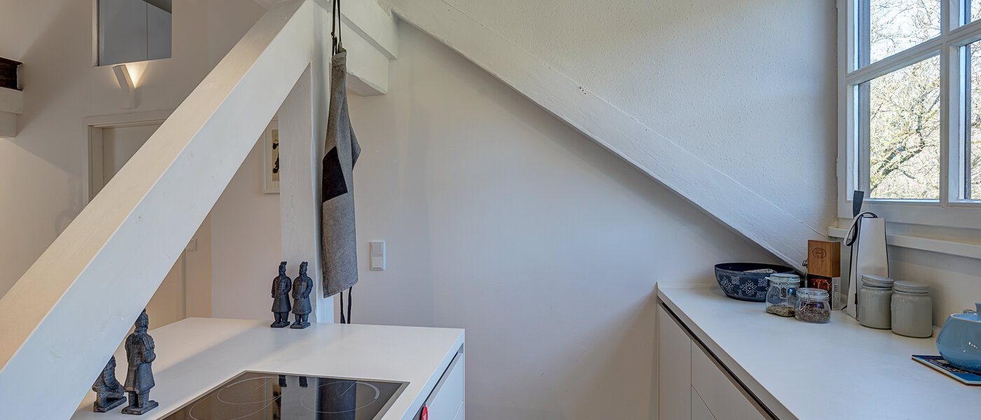 attic apartment München Pullach im Isartal 02 kitchen 10907