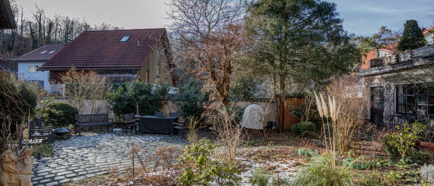 attic apartment München Pullach im Isartal 02 garden 10907