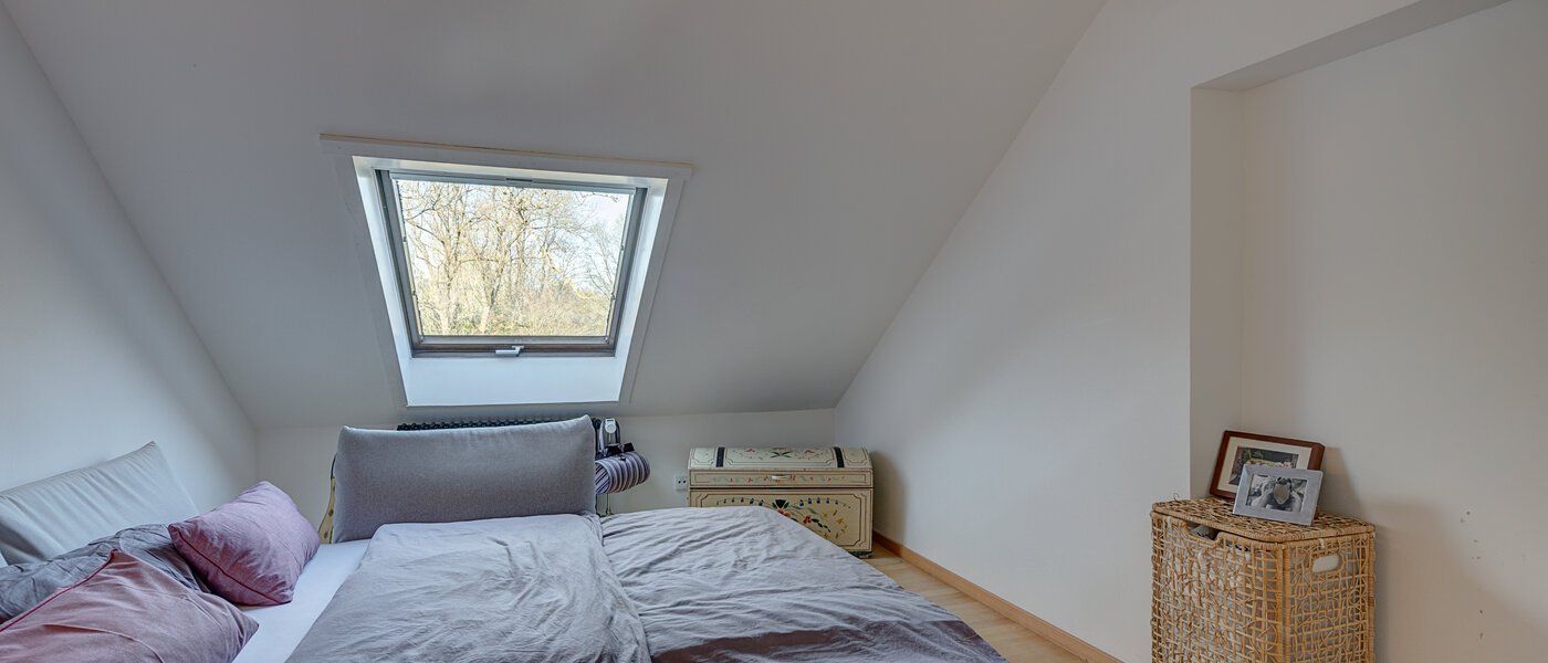 attic apartment München Pullach im Isartal 02 sleeping area 10907