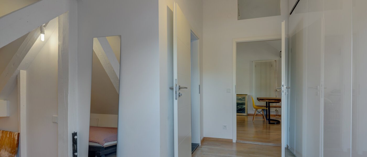 attic apartment München Pullach im Isartal 03 2. sleeping area 10907