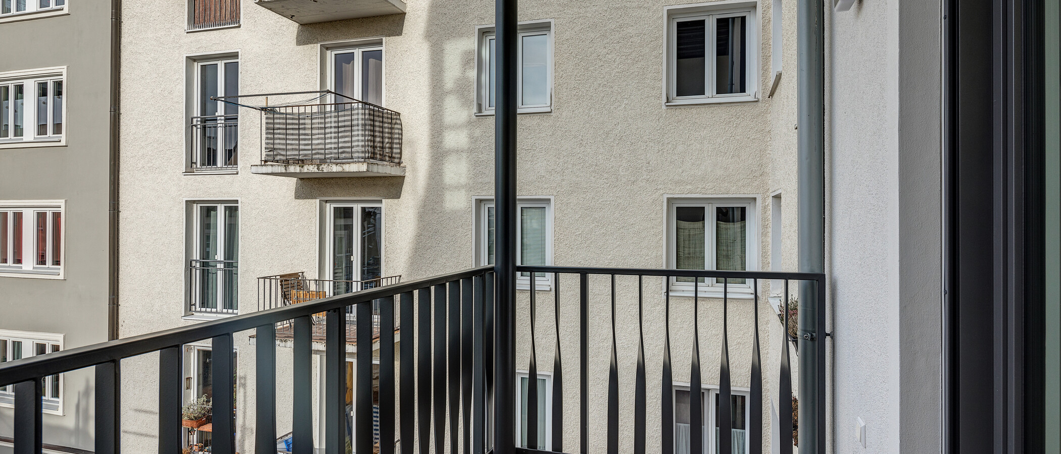 apartment München Maxvorstadt - Rund um den Josephsplatz 01 balcony 10909