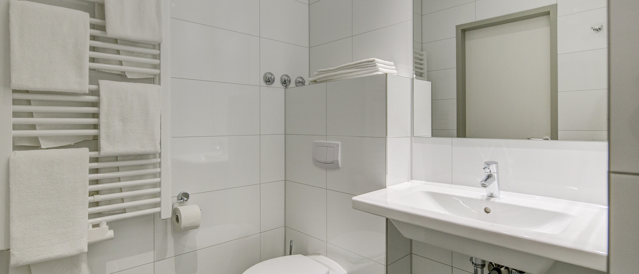 apartment Ismaning 03 bathroom 10910