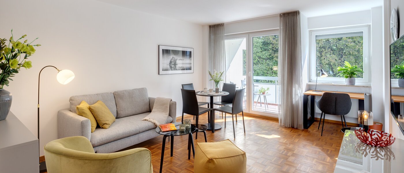 apartment München Westpark 02 living area 10928