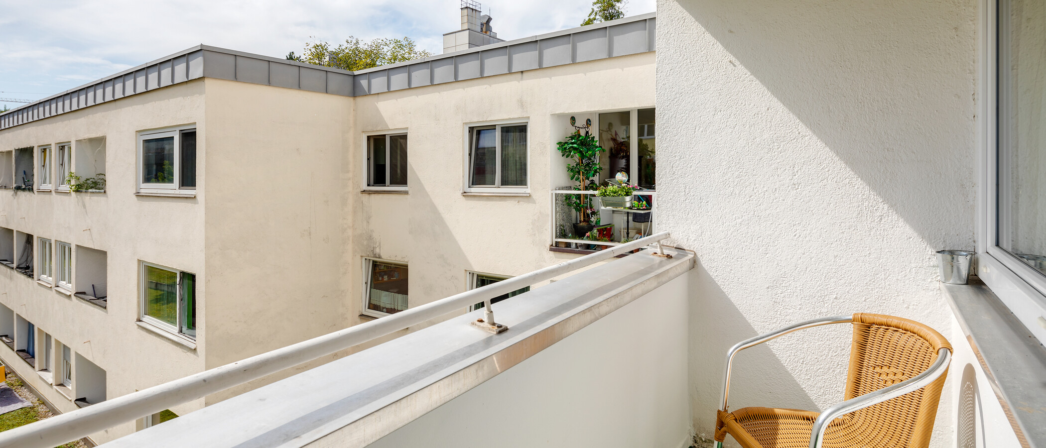 apartment München Schwabing-West (rund um den Hohenzollernplatz) 01 balcony 1094