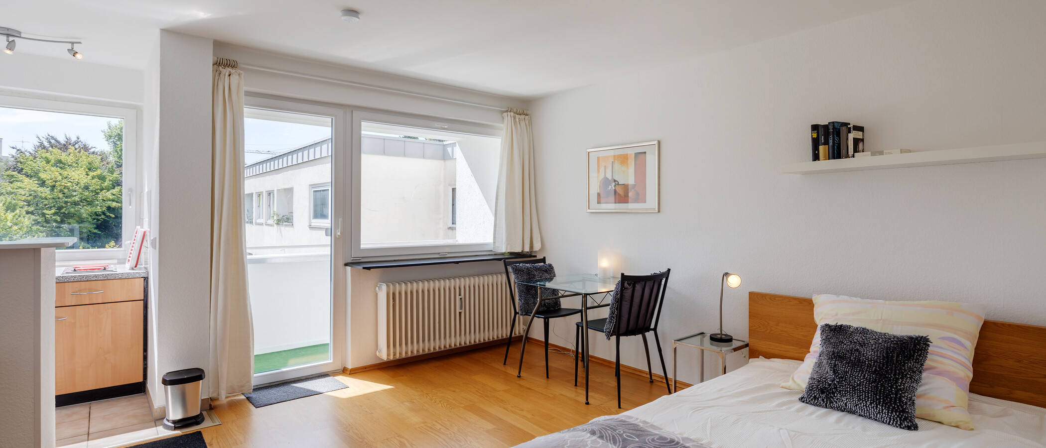 apartment München Schwabing-West (rund um den Hohenzollernplatz) 01 living area 1094