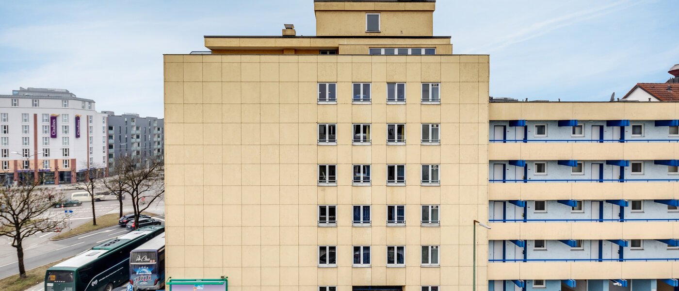 apartment München Neuhausen 02 view 10941