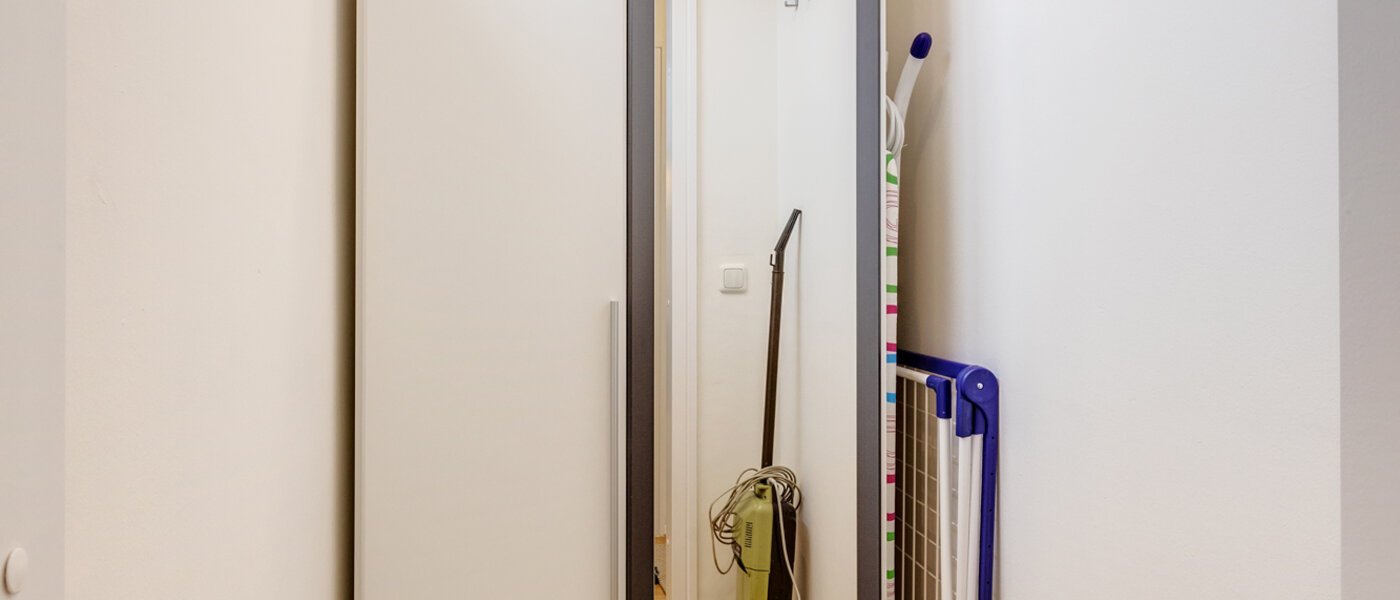 apartment München Neuhausen 01 storage room 10941