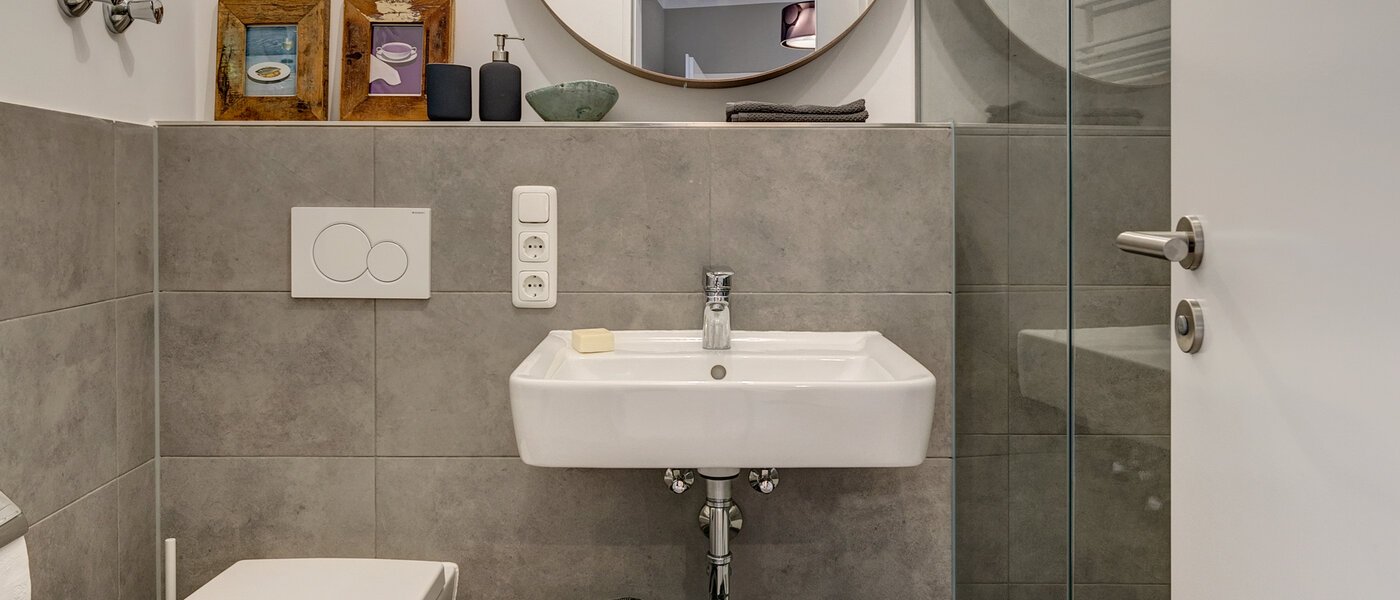 apartment München Sendling-Westpark 02 bathroom 10942