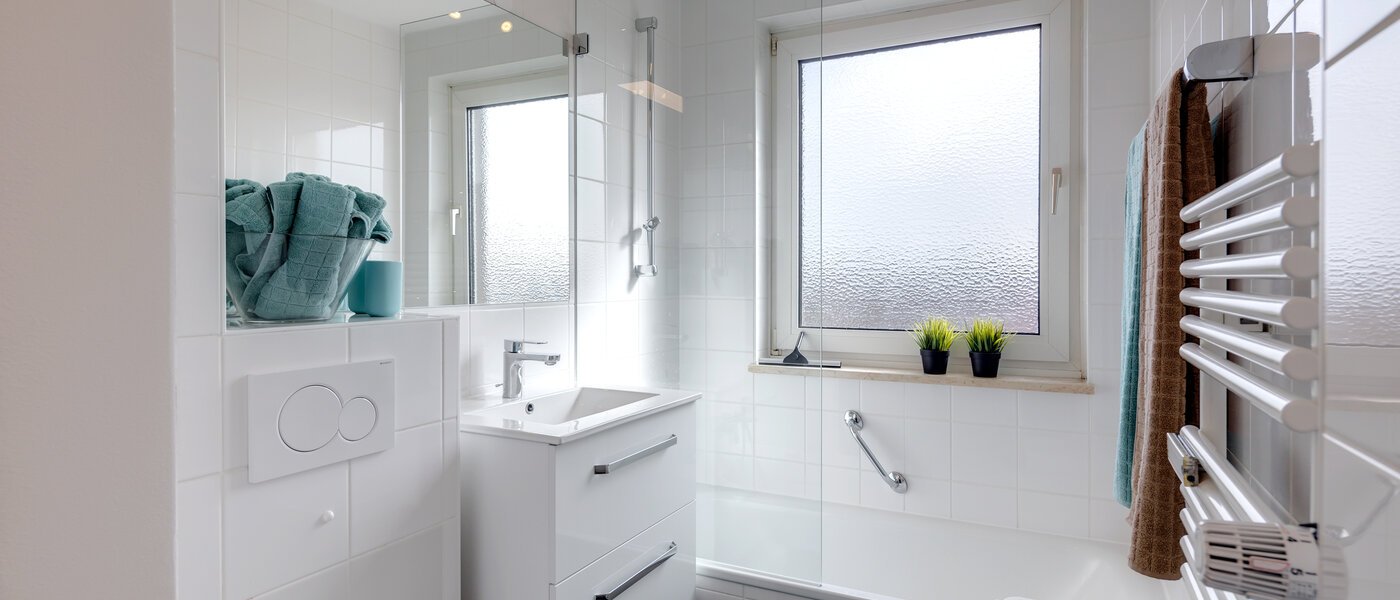 apartment München Parkstadt Bogenhausen 02 bathroom 10945