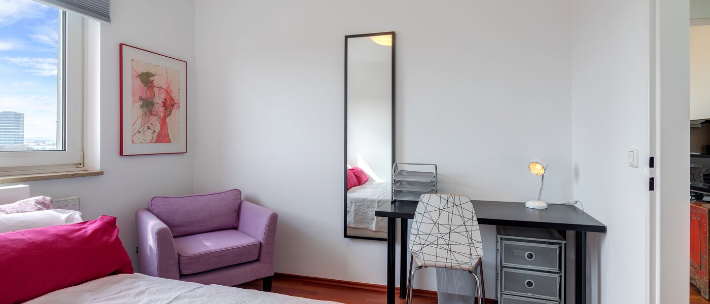 apartment München Parkstadt Bogenhausen 02 2. sleeping area 10945