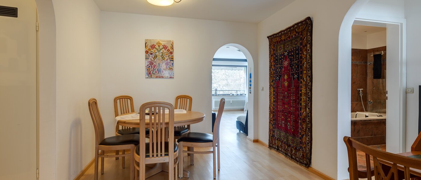 apartment München Johanneskirchen 03 dining 10948