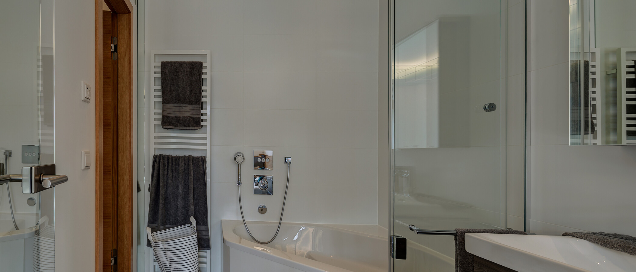 apartment München Haidhausen 02 bathroom 10977
