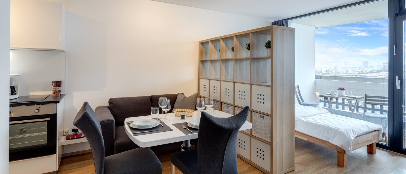 apartment München Schwabing-West 01 living room 10978