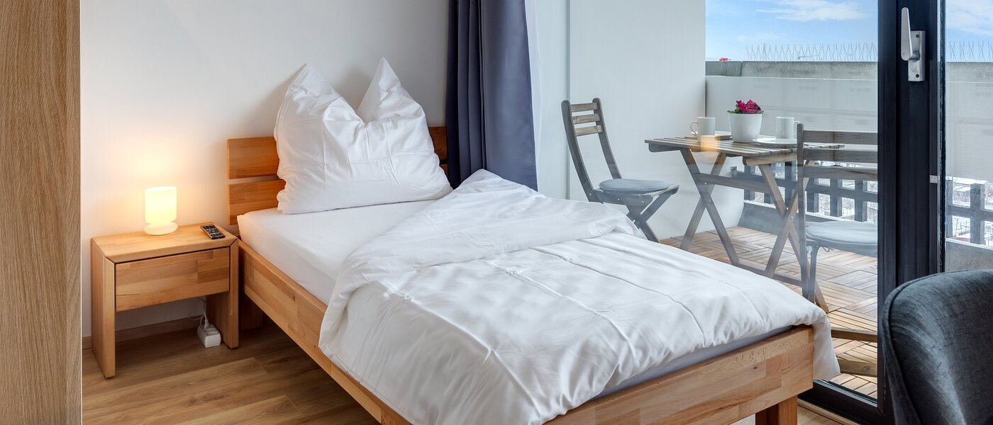 apartment München Schwabing-West 01 sleeping area 10978