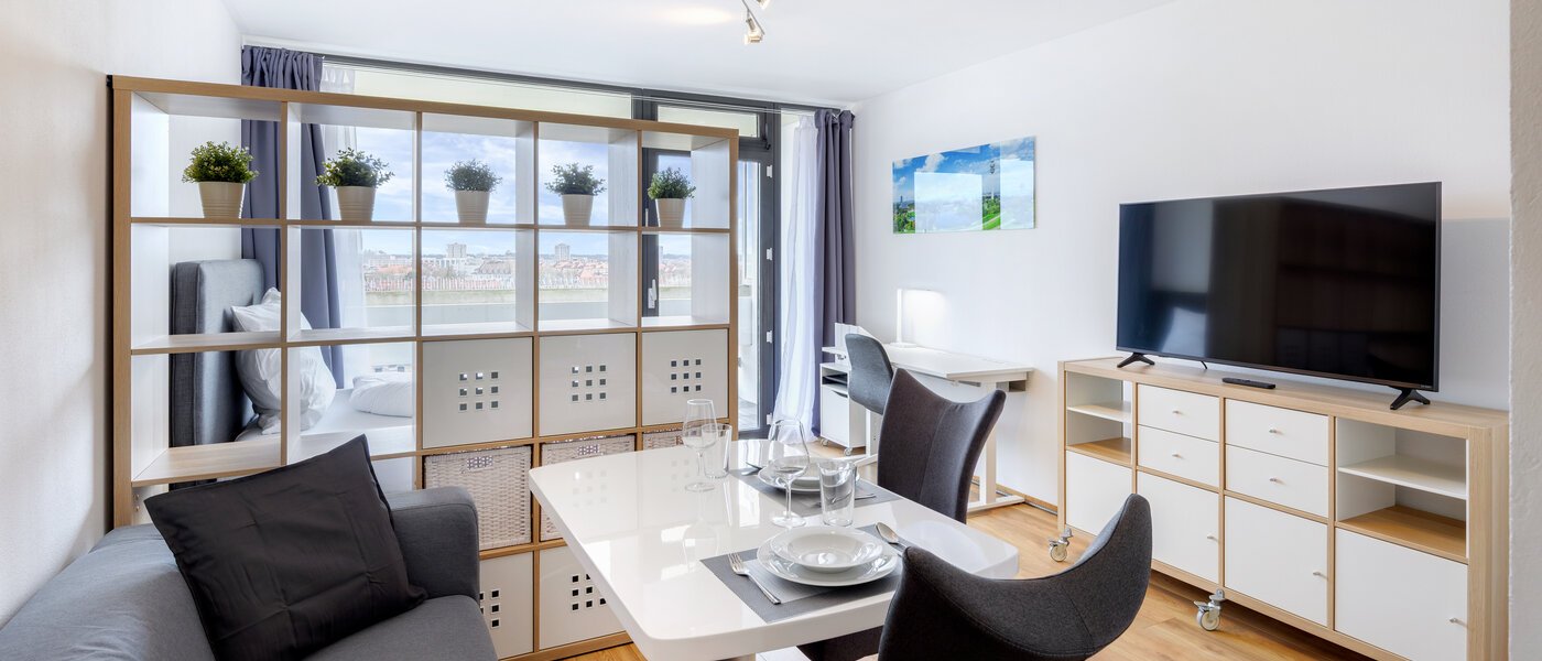 apartment München Schwabing-West 02 living area 10978