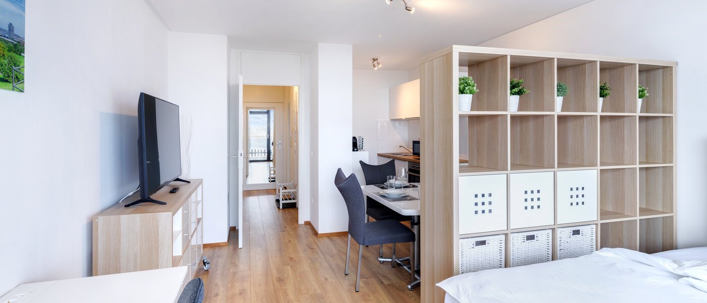 apartment München Schwabing-West 04 living area 10978