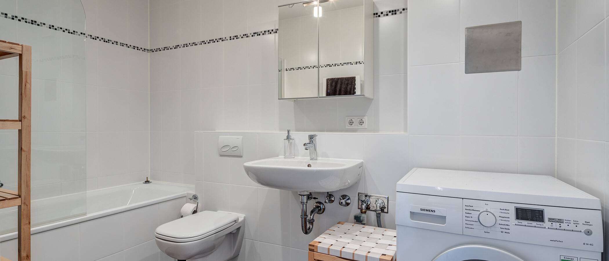 apartment Neubiberg 02 bathroom 10982