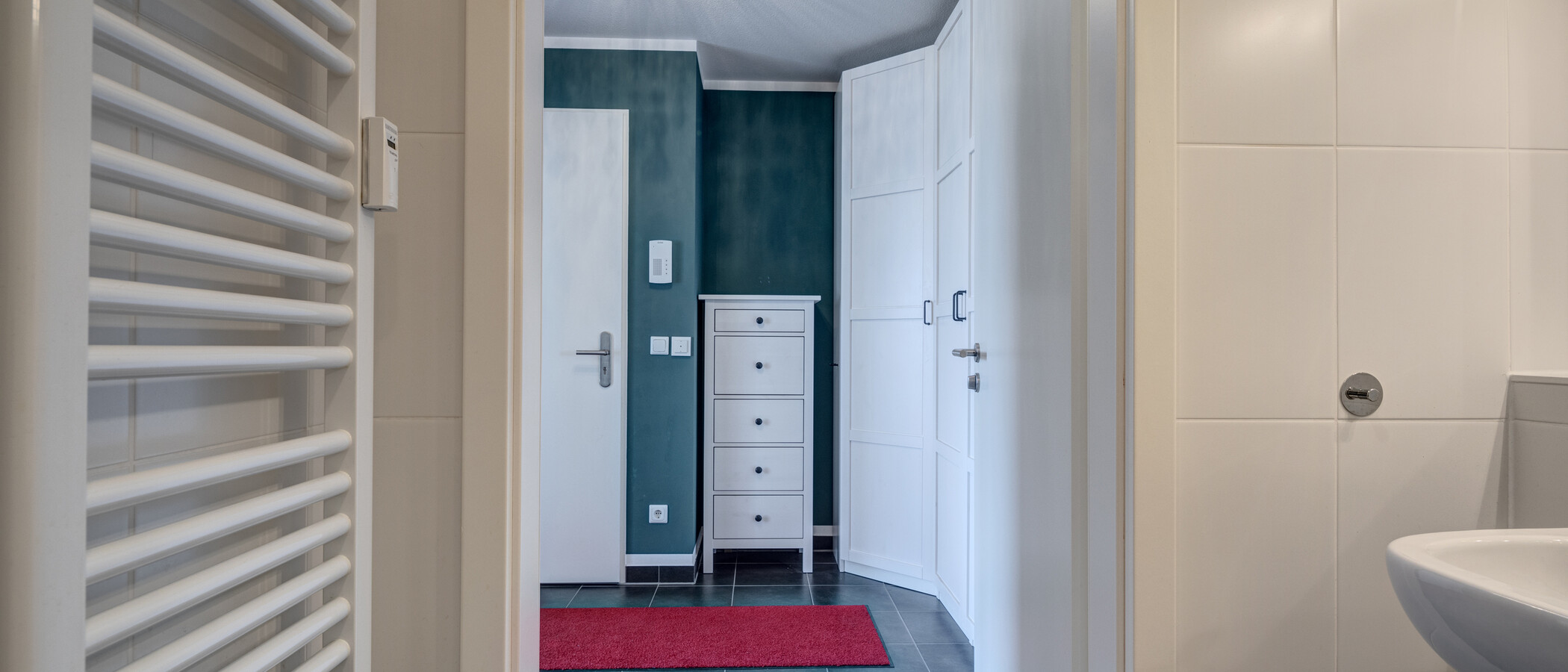 apartment Neubiberg 03 2. bathroom 10982