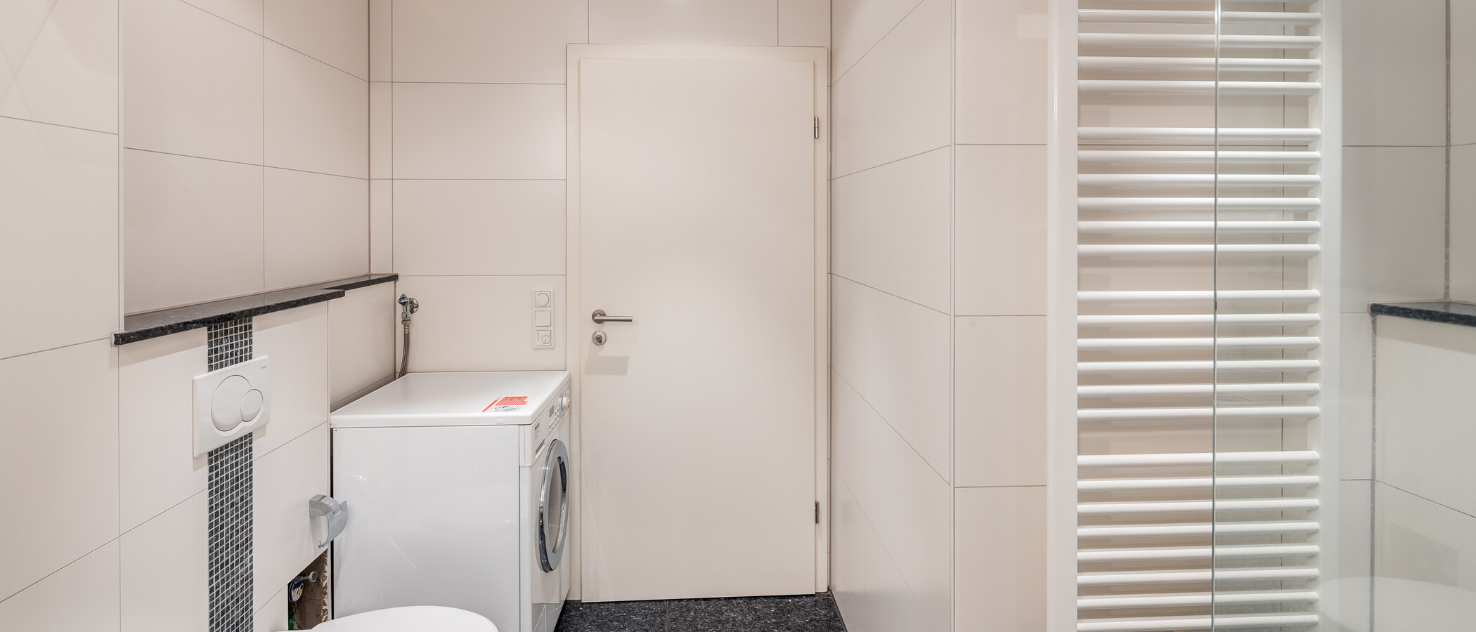 apartment Ismaning 02 bathroom 10988
