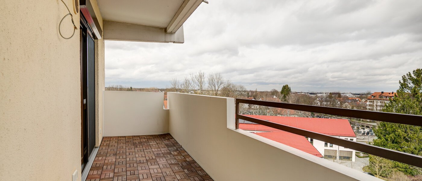 apartment Ismaning 01 2. balcony 10991