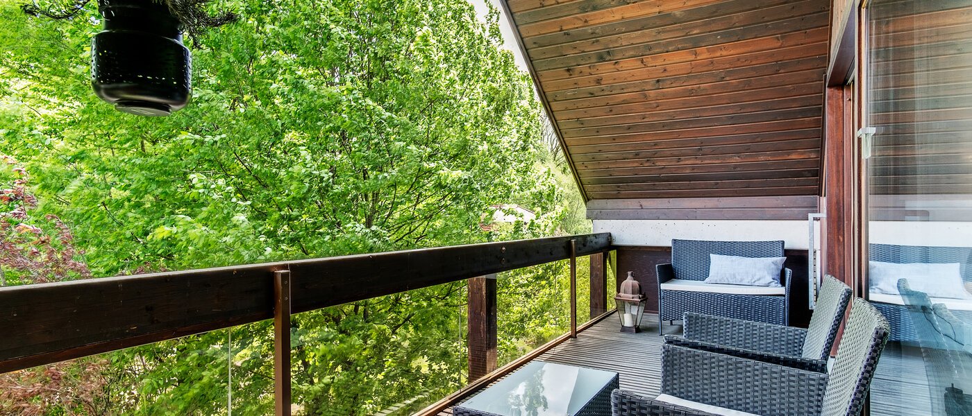 maisonette München Oberföhring 01 balcony 10997