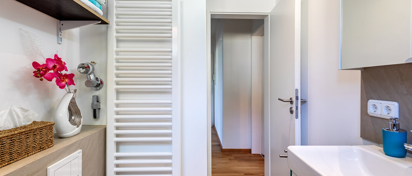 apartment München Neuhausen 03 bathroom 11009