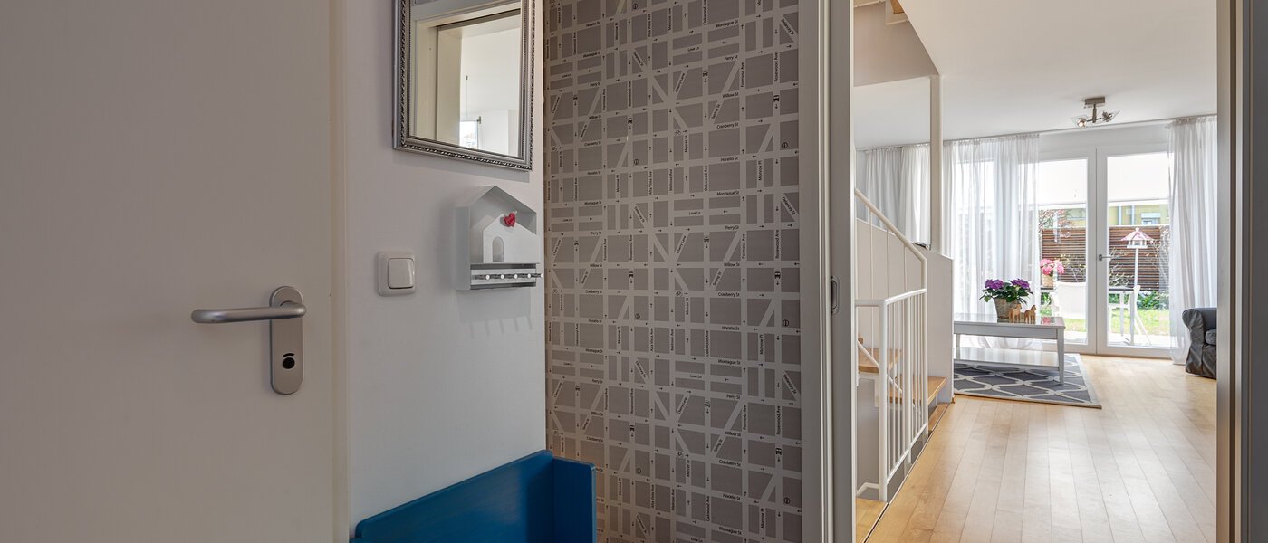 semi-detached house Gröbenzell 01 hall 11015