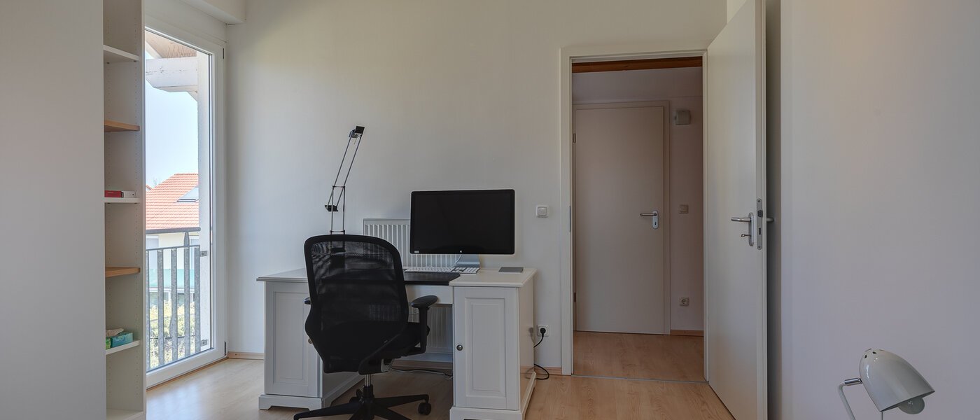 semi-detached house Gröbenzell 03 2. bedroom 11015