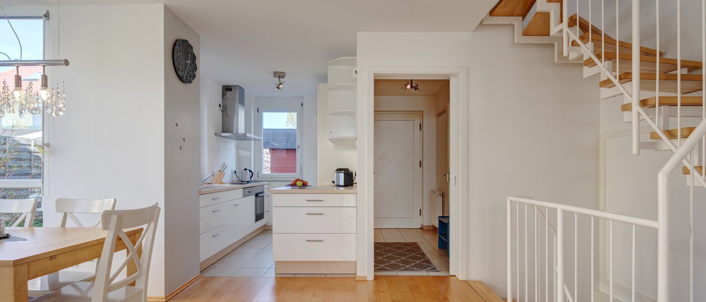 semi-detached house Gröbenzell 04 living room 11015