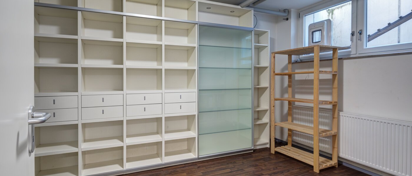 semi-detached house Gröbenzell 01 storage room 11015